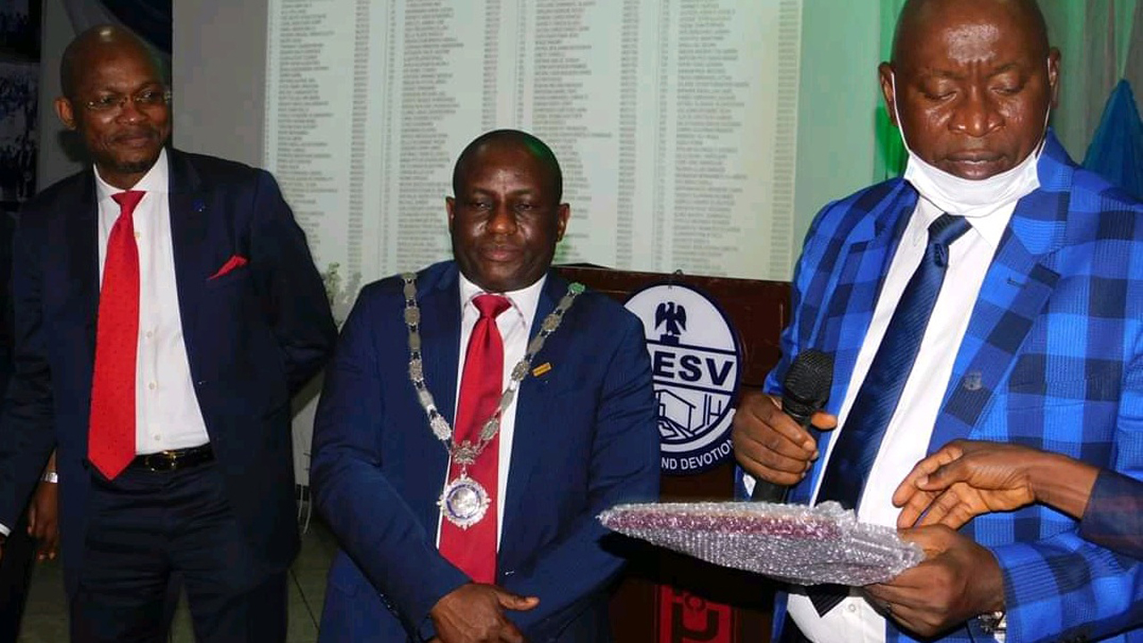 NIESV tasks inductees on ethics, professionalism