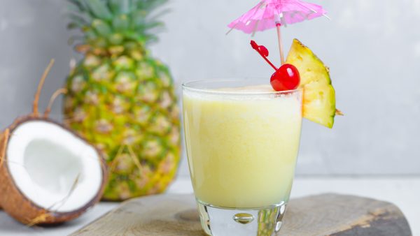 How To Make The Piña Colada Cocktail