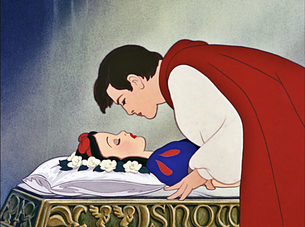 critics-call-out-disneyland-s-snow-white-for-non-consensual-kiss