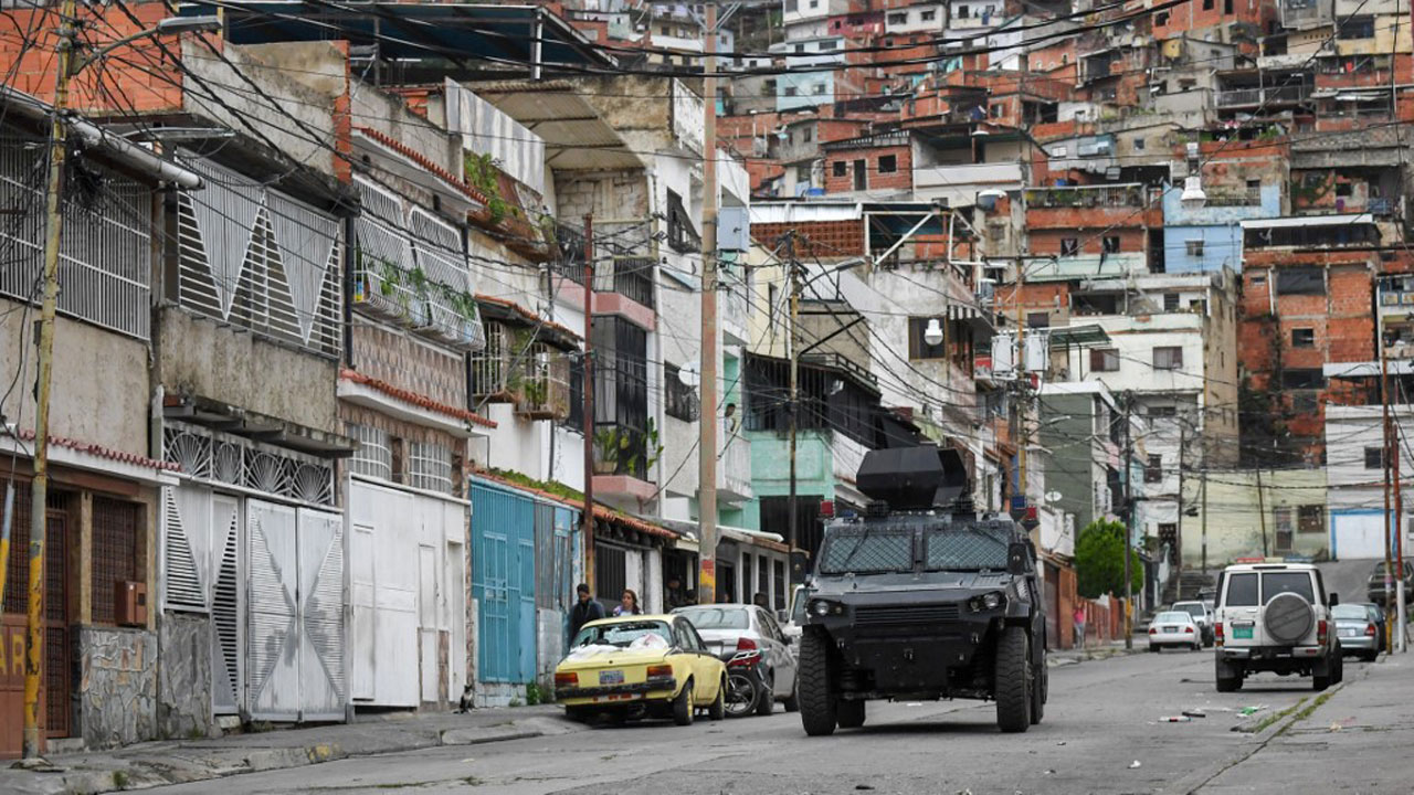 Clashes Between Venezuelan Police And Gangs Leave 26 Dead | The ...