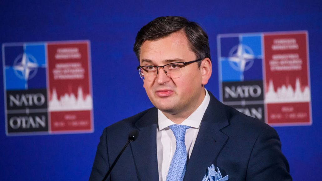 Ukraine Rejects Any 'guarantees' To Never Join NATO — World — The ...