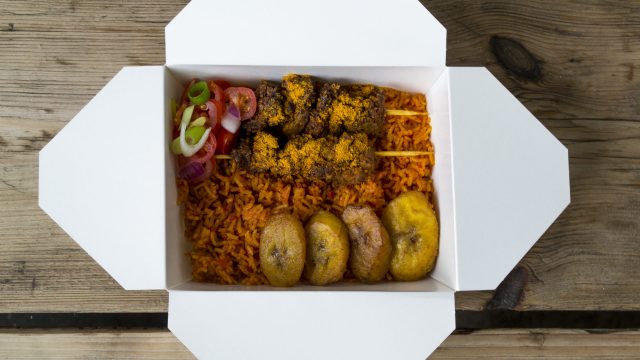 https://guardian.ng/wp-content/uploads/2022/03/Lamb-suya-with-jollof-rice-and-fried-plantain.-Photo-Souldeliciouz-640x360.jpg