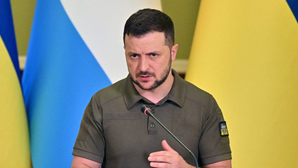 Zelensky asks NATO summit for modern artillery, money — World — The ...