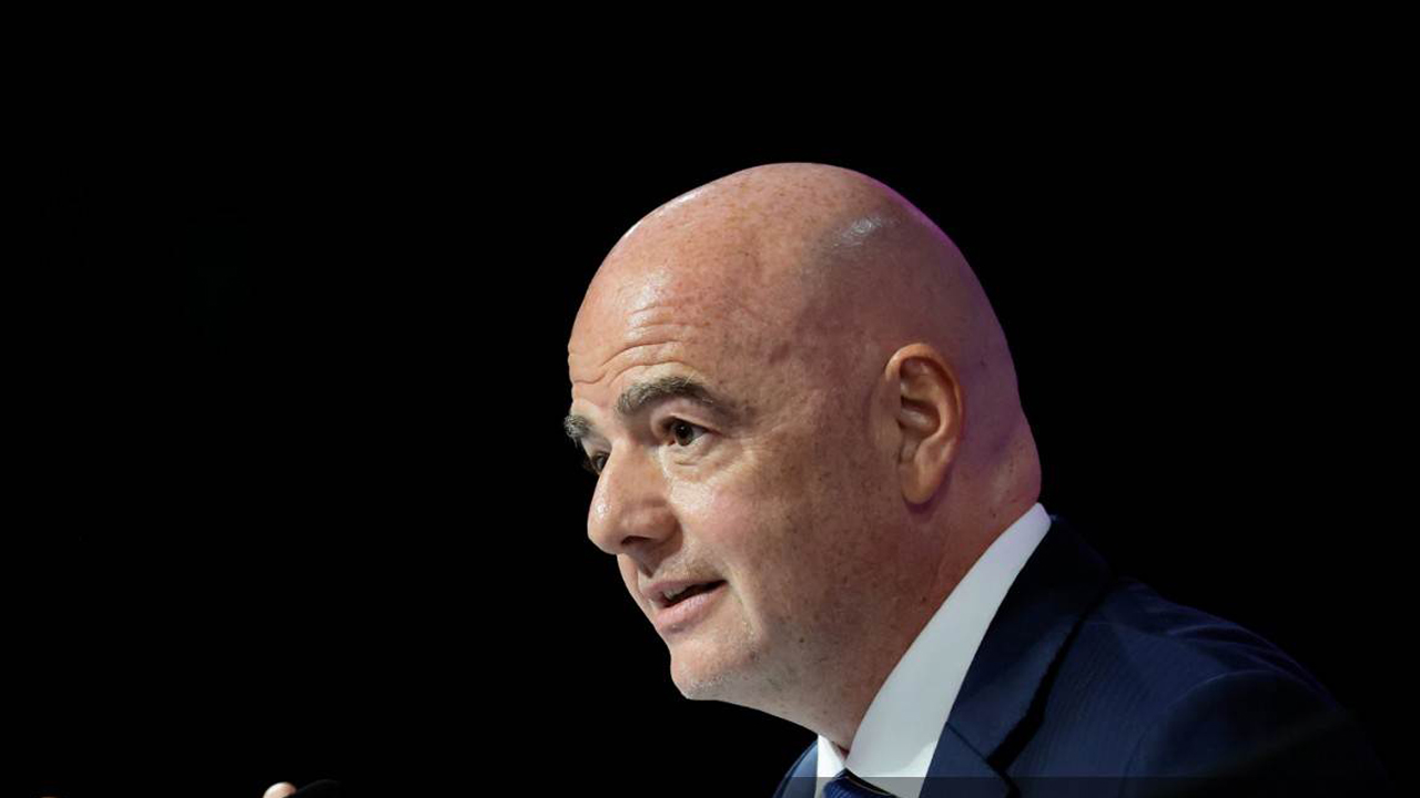 Fifa president Infantino calls for match forfeits over racism