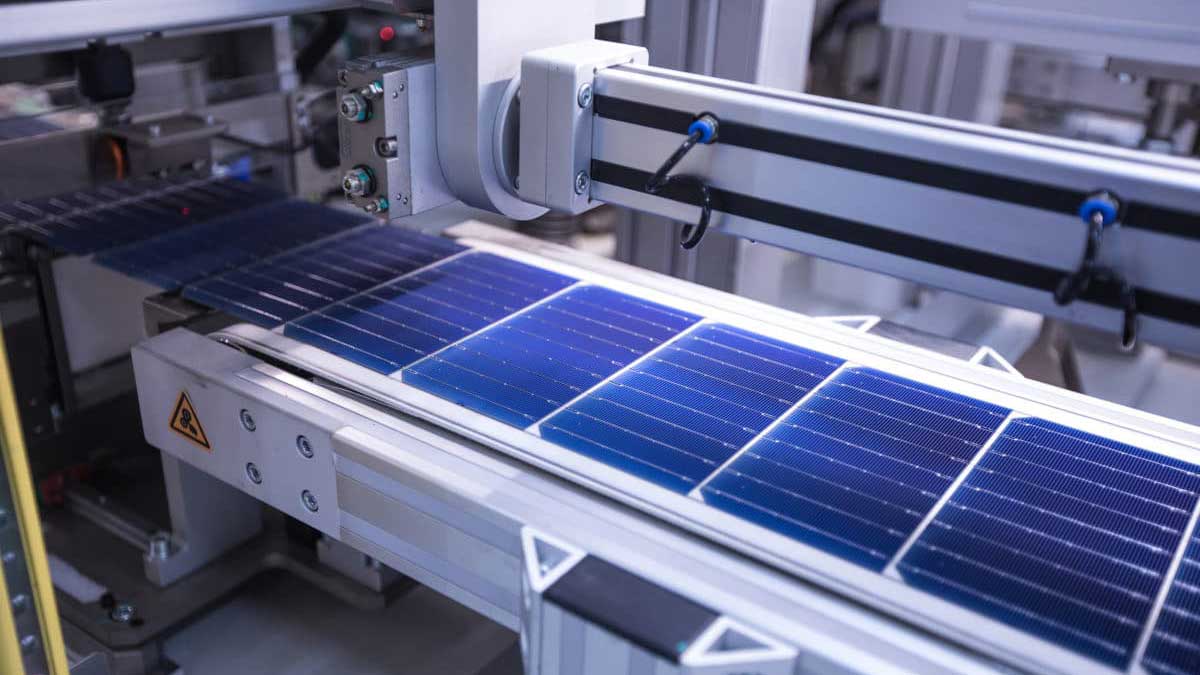 new-solar-cell-production-plant-to-boost-power-supply-in-nigeria