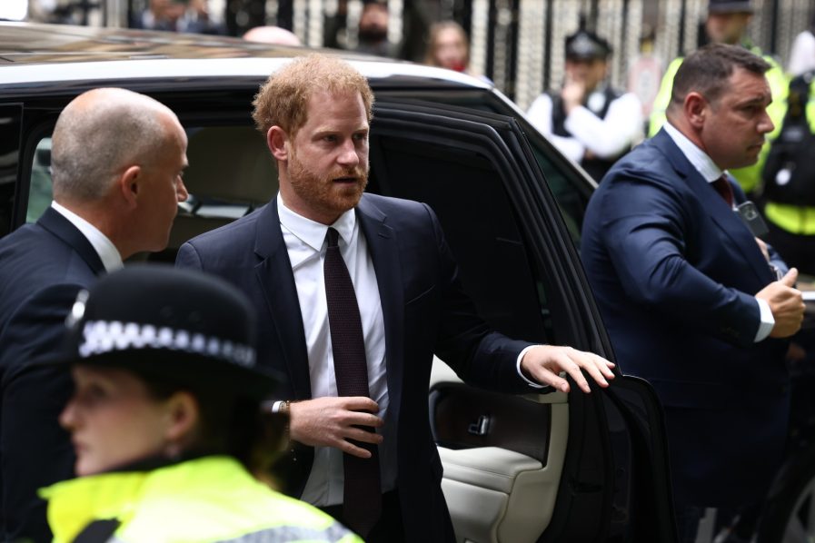 Prince Harry To Testify Against British Tabloid Publisher — World — The ...