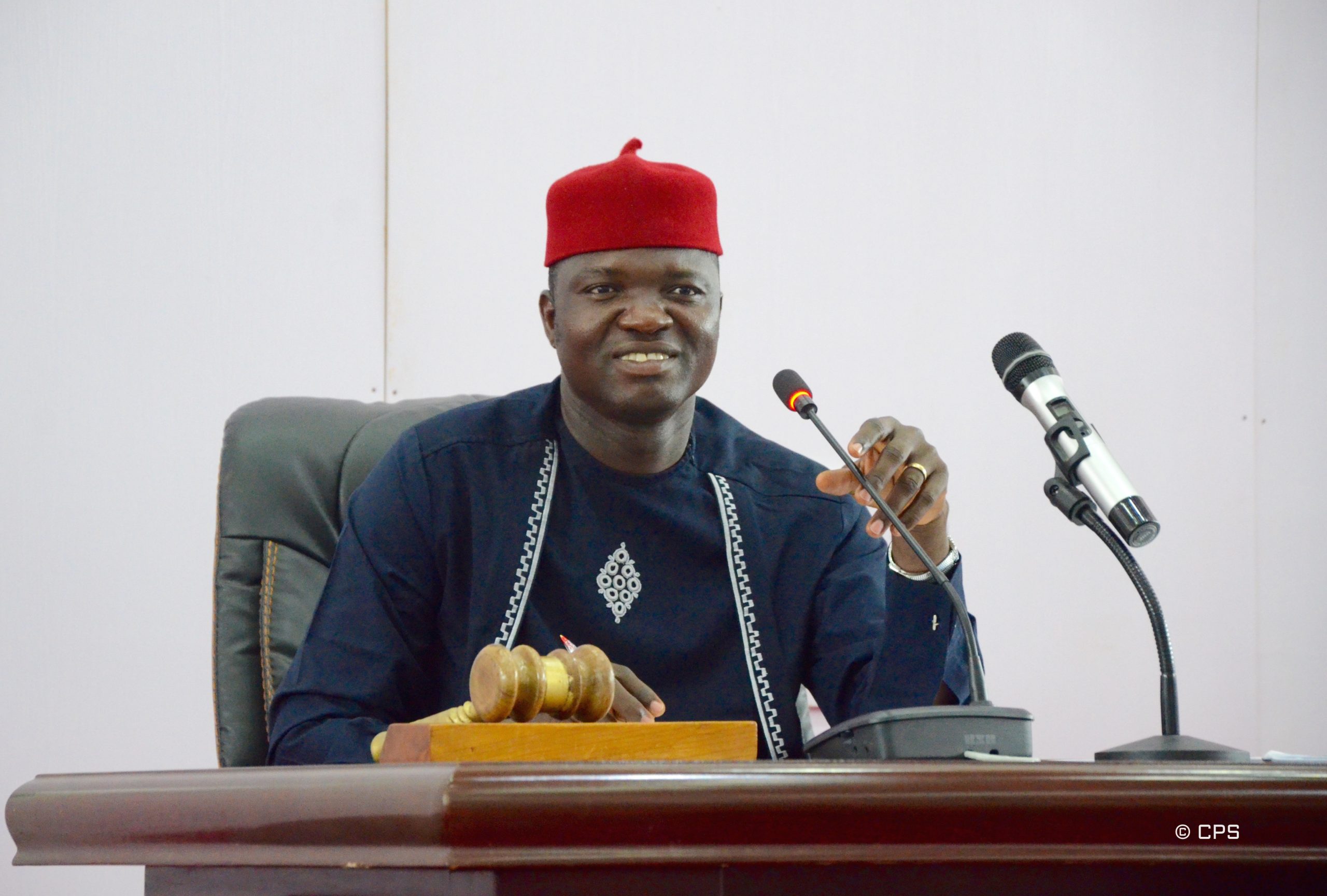 Governor Francis Nwifuru has approved the payment of N 75, 000 minimum wage to civil servants in Ebonyi State. Photo: CPS