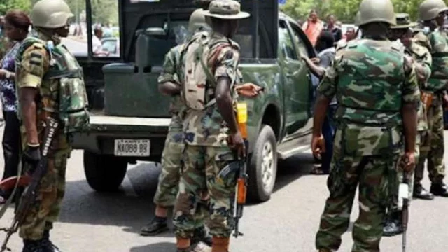 Nigerian Army neutralises 3 suspected bandits, recovers weapons ...