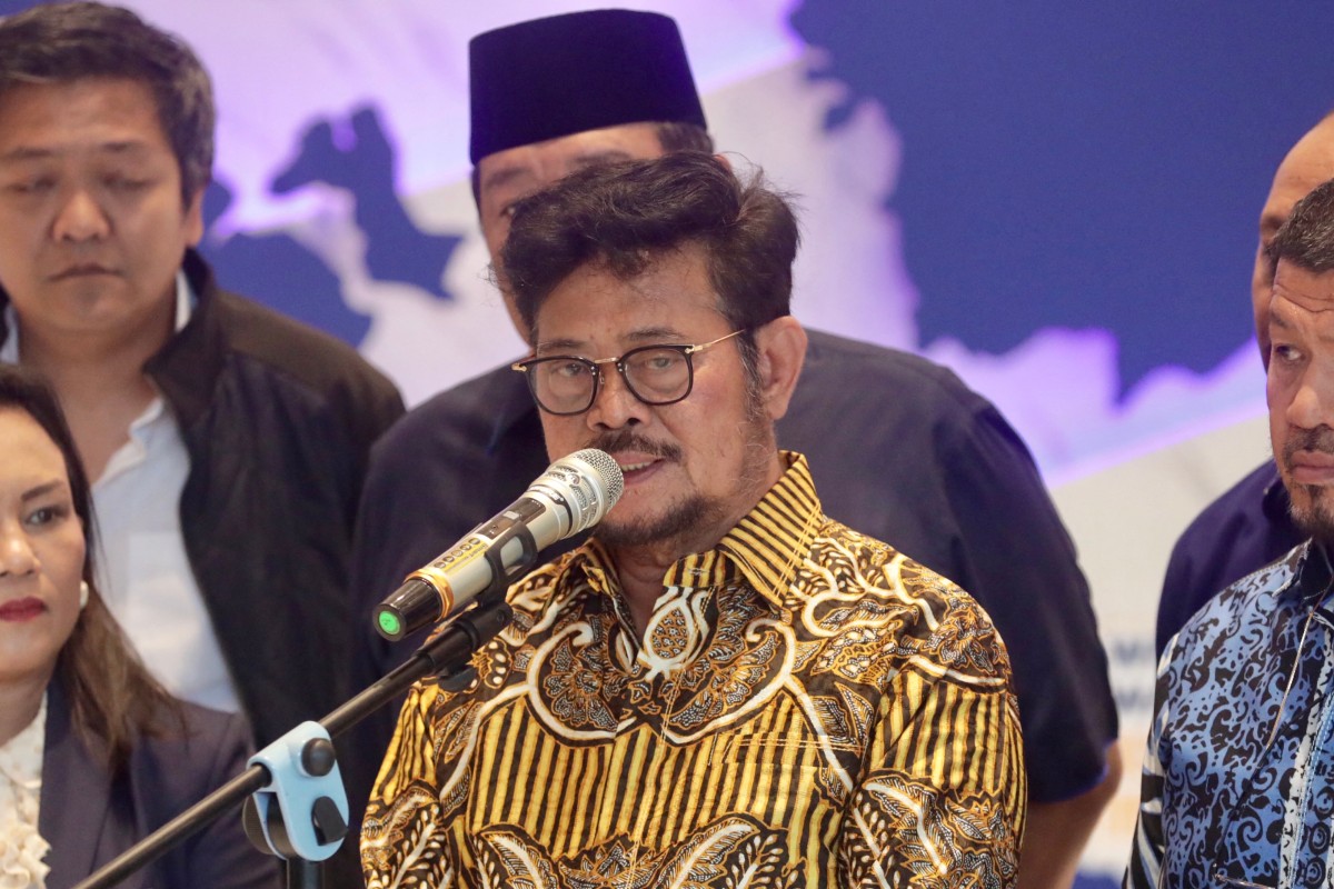 Indonesia Former Minister Named In Corruption Probe — World — The ...