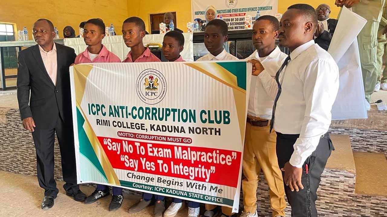 ICPC launches 30 anti-corruption clubs in Kaduna secondary schools ...