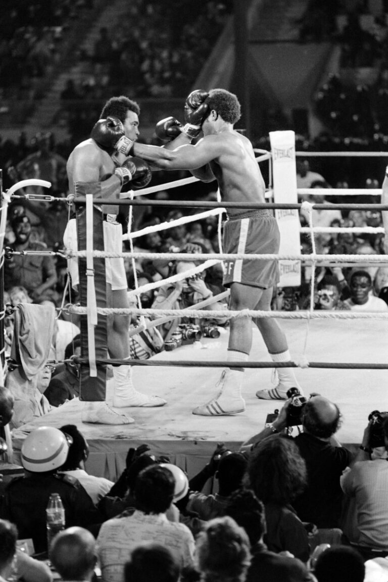 On October 30, 1974 US boxing heavyweight champions, Muhammad Ali (L) fought George Foreman in Kinshasa. (Photo by AFP)