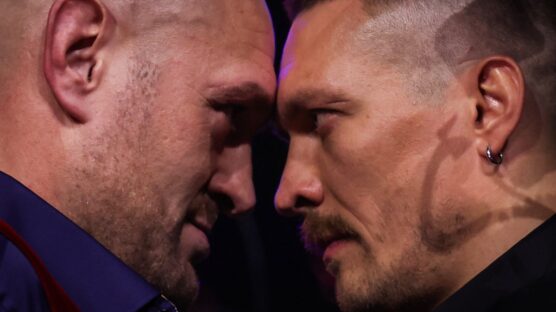 (FILES) Britain's Tyson Fury (L) and Ukraine's Oleksandr Usyk (R) challenge each other during a press conference in London on November 16, 2023, ahead of their undisputed heavyweight world championship contest scheduled to take place in Riyadh, Saudi Arabia. - While the rest of the boxing world is drooling in anticipation of a genuine heavyweight world title fight that will unify the division for the first time in over 20 years, Tyson Fury insists the May 18, 2024, match-up with Oleksandr Usyk in Riyadh is all about the money. (Photo by Daniel LEAL / AFP)