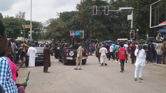 Team of security Personnel (Army, Police) mobilised to MTN office, Maitama Abuja as disconnected subscribers became unruly. photo Nkechi Onyedika-Ugoeze Abuja