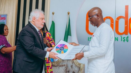 Governor Lucky Aiyedatiwa (right) meets with Dan Walkovitz with Ondo State set to host entrepreneurs, investors, and policymakers during the Global Entrepreneurship Festival (GEF) in November