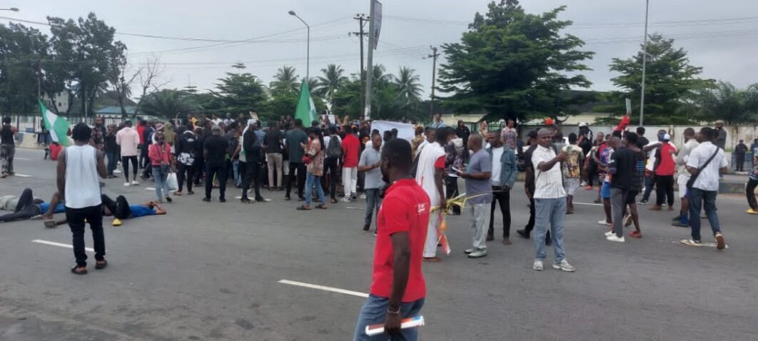 Angry youths in Rivers State have shunned the pleas by Governor, Siminalayi Fubara and  stakeholders and embarked on the national hunger protest
