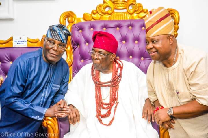 Atiku Abubakar has expressed his deep sorrow over the reported death of the Owa Obokun of Ijesaland, Oba Gabriel Aromolaran (middle)