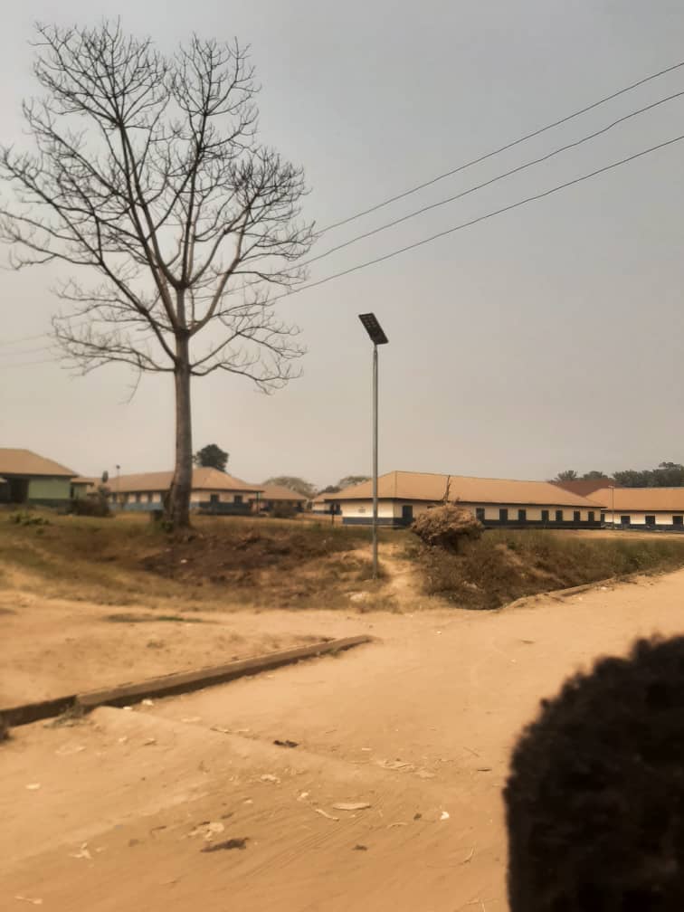 After six years without electricity, residents of the Etomi community in Cross River State now enjoy reliable, clean, and affordable electricity through the European Union (EU)-funded solar mini-grid project