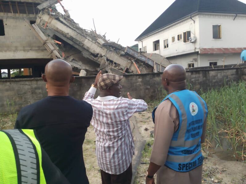 A three-storey building under construction collapsed in the Abacha Road area of the new Government Reservation Area in Port Harcourt, Rivers State