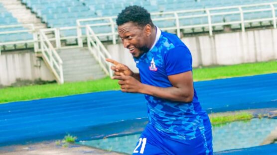 Rivers United has reclaimed the top spot on the Nigeria Premier Football League (NPFL) table after strong rivals Remo Stars faltered