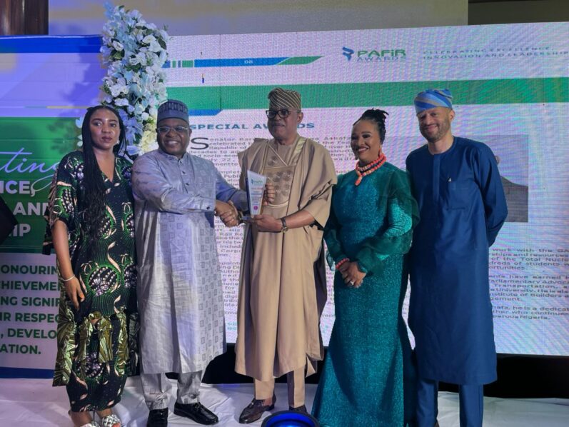 Senator Gbenga Ashafa, former FHA Managing Director, has received the PAFIR Award for his exceptional contributions to Nigeria’s housing sector, championing sustainable development and innovative housing solutions.