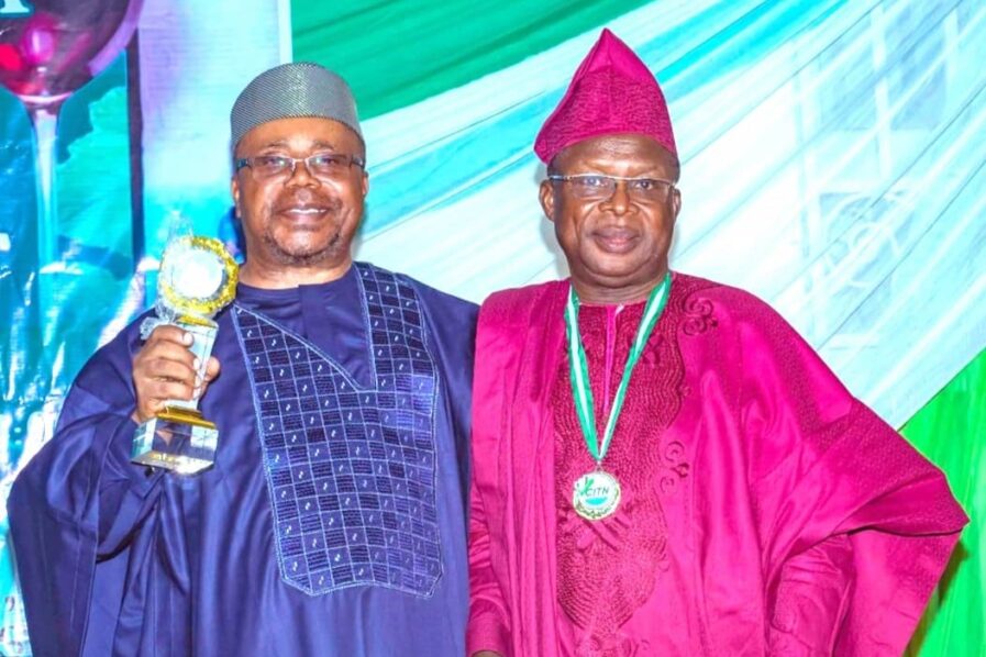 Obong Umana Okon Umana, CON, FCTI, was honoured with a Distinguished Service Award at CITN Uyo’s inaugural Dinner and Award Night, celebrating excellence in taxation.