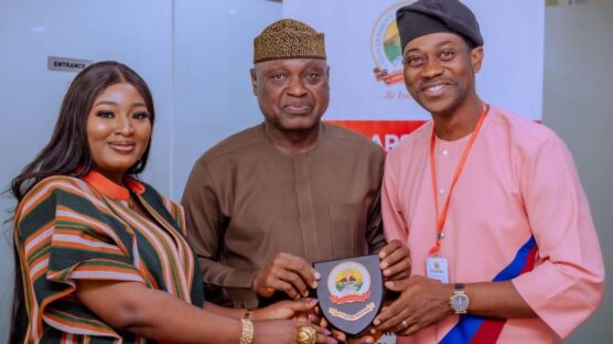 Oyebanji with Lateef Adedimeji and wife