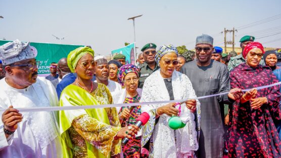 First Lady Oluremi Tinubu commended Kwara State Governor Abdulrahman Abdulrazaq for his achievements, inaugurating key projects in Ilorin, including flyovers, a hospital, and an innovation hub.