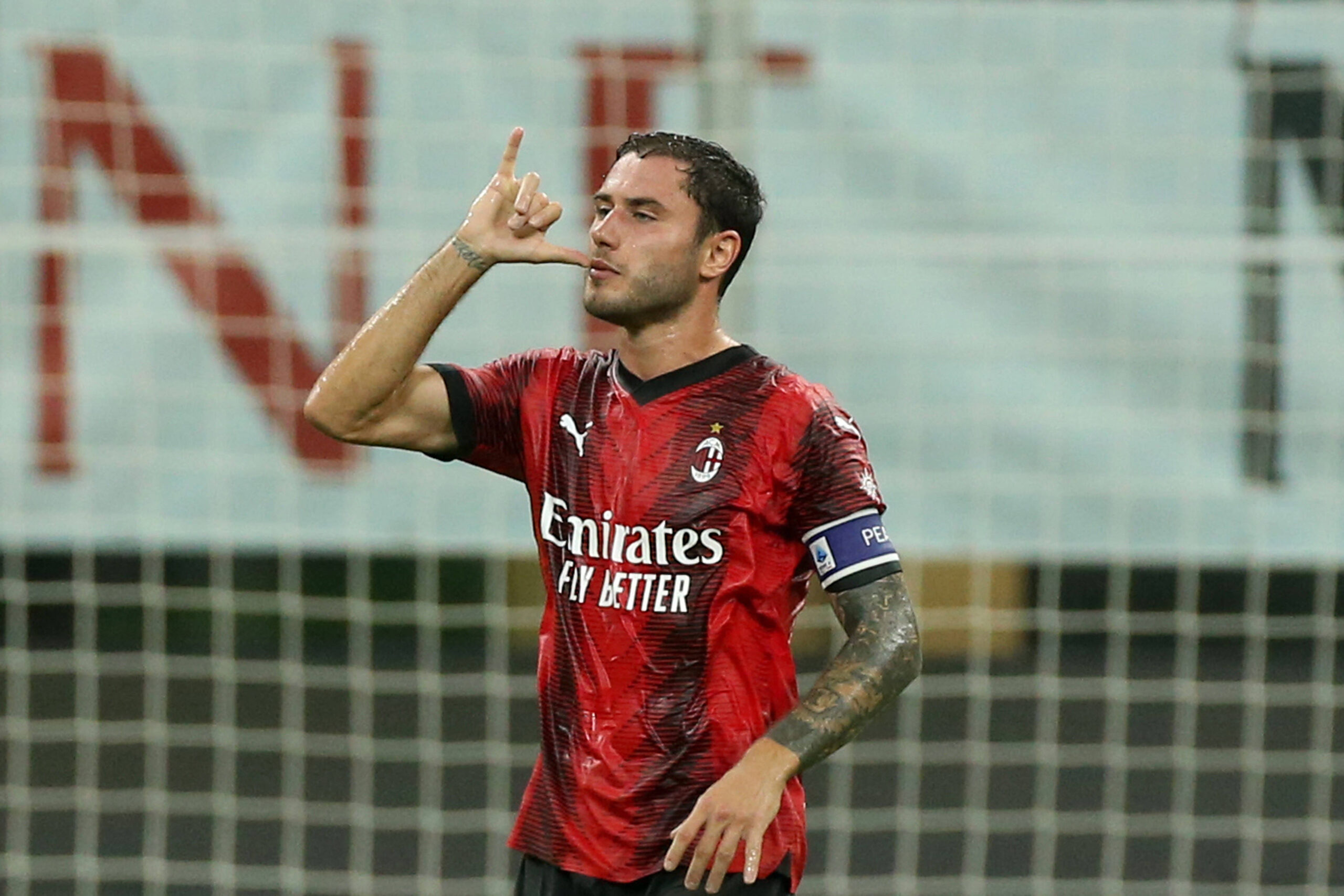 Ex-Milan captain Calabria loaned to Bologna after coach row